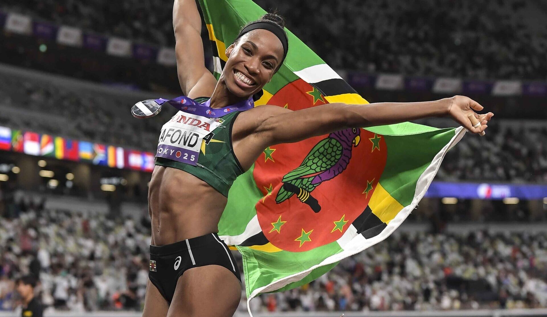 Thea does it again! LaFond secures silver in World Championships in Tokyo