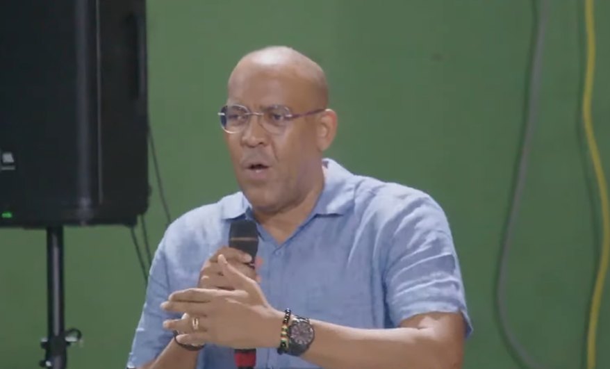 MP warns against sacrificing community for tourism at Holetown