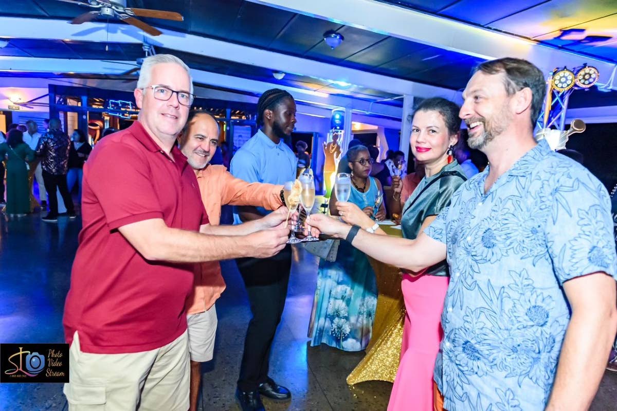 Rotary Club of Maraval hosts Bubbles n Beerfest on November 8