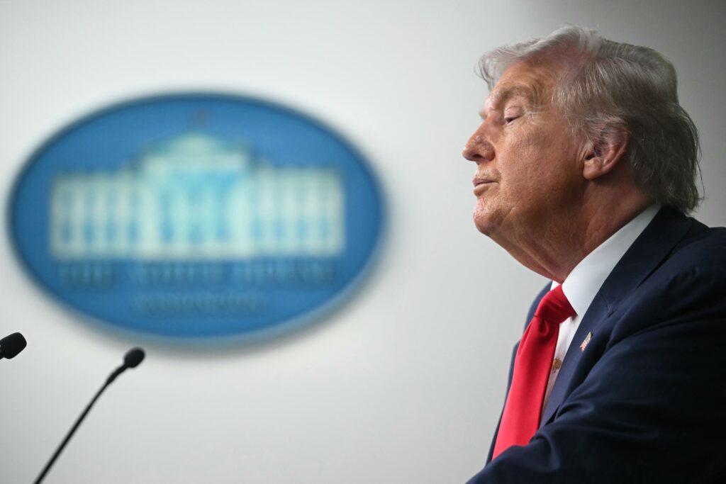 US faces travel delays as government shutdown wears on