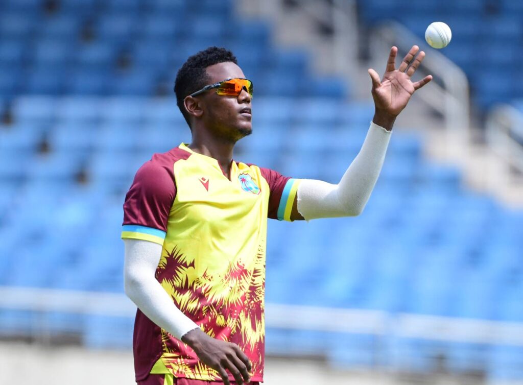 Hosein, Simmonds replace injured pair for remaining Bangladesh ODIs