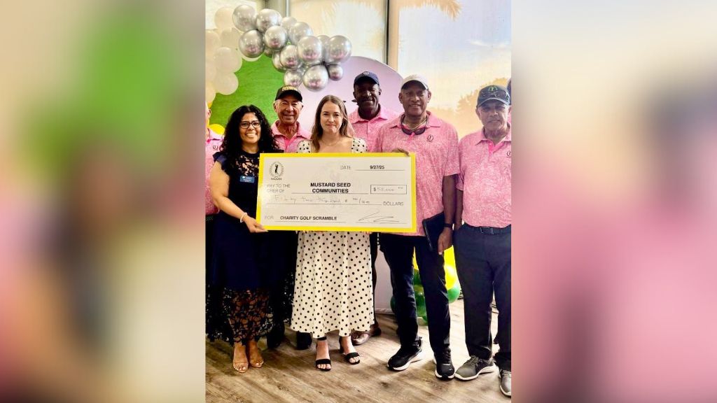 Paquee Golf Club donates J$10.5m to Mustard Seed
