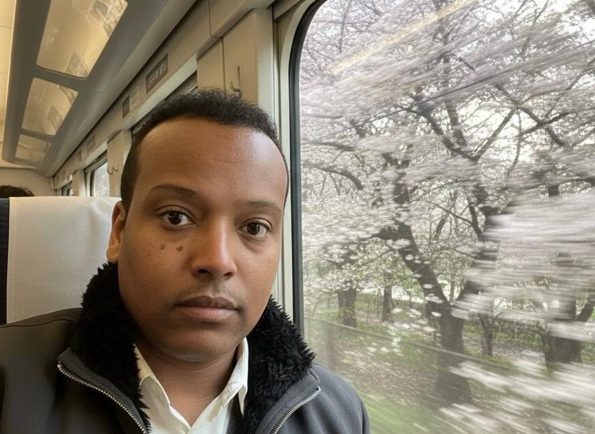 Samuel K Golden preaches ‘Love and Sweetness’ through poetry and music