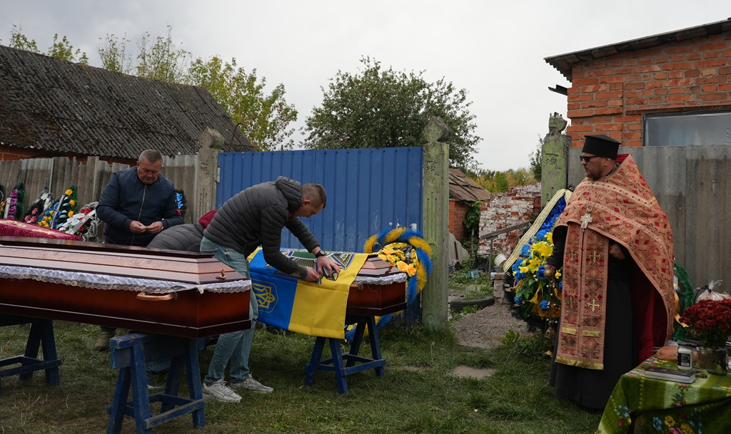 Ukrainian town in shock after Russian drone kills whole family