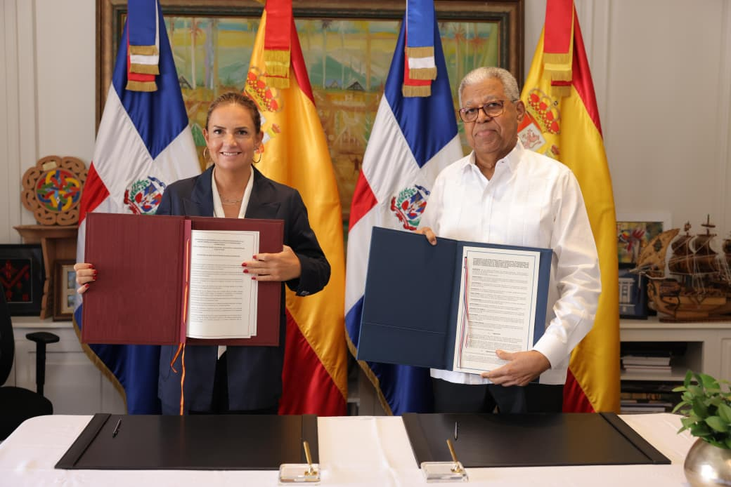 Dominican Republic and Spain sign agreement to promote spanish in diplomacy
