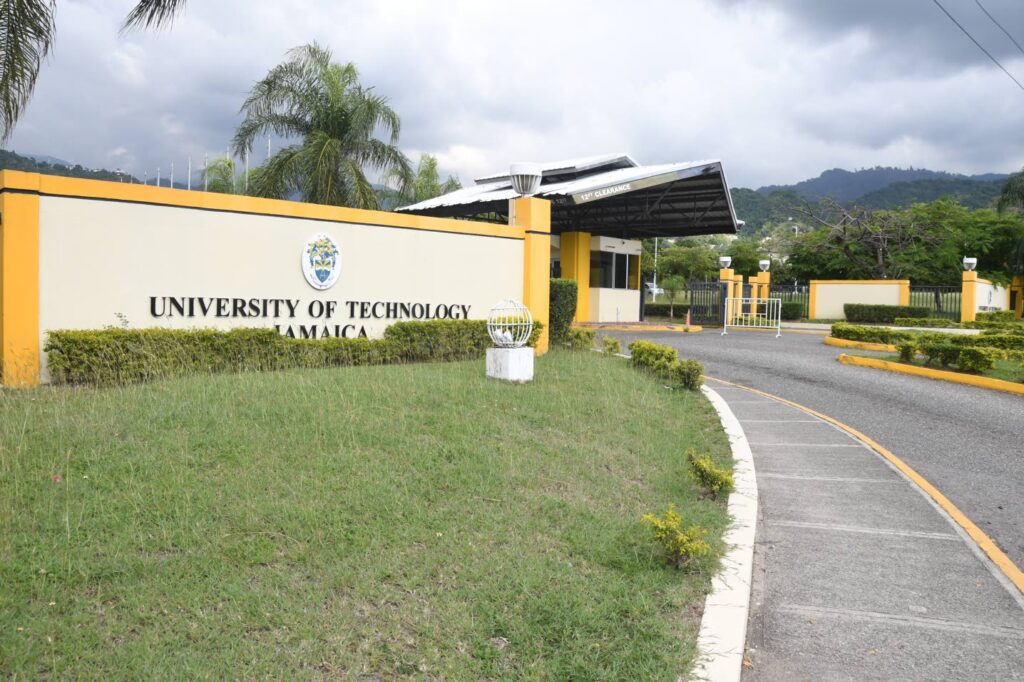 ‘A complete mess’: UTech students frustrated with portal glitches