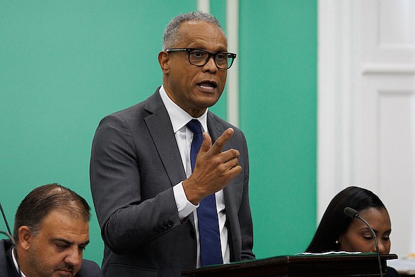 Darville: Cuban health workers’ direct hiring awaits US approval