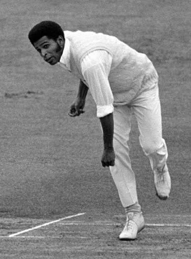 Sir Clive pays tribute to West Indies cricket icon Bernard Julien