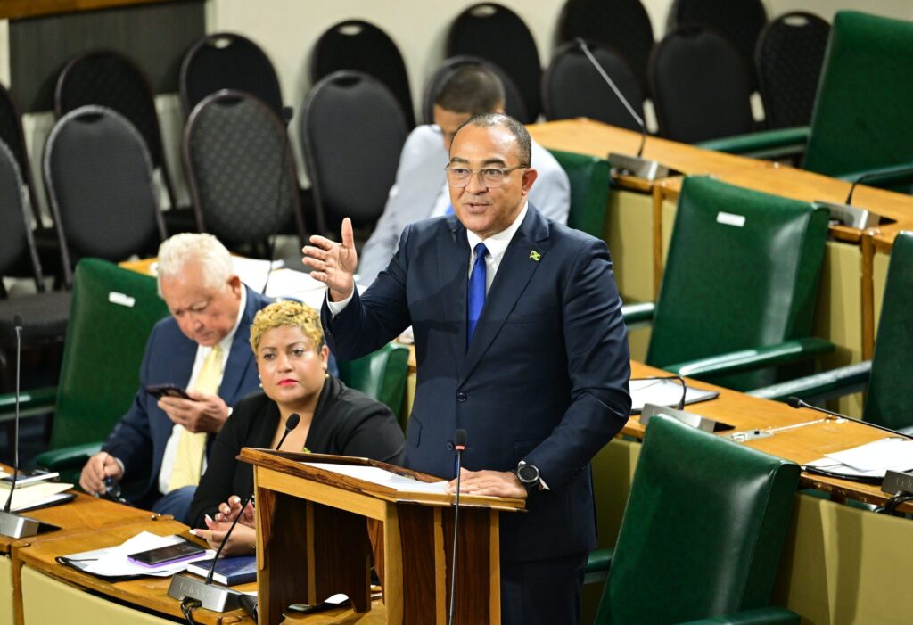 Health ministry continues to improve vector-control programme