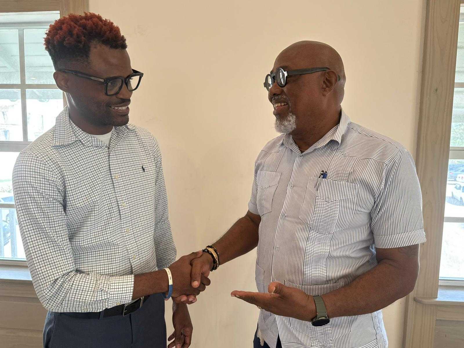 Taxi operators push back against Uber with own ride-hailing app