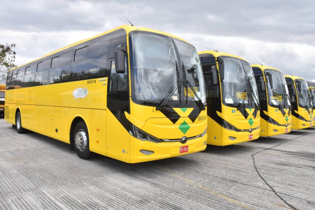 #EyeOnMelissa: JUTC buses to continue to operate as long as conditions allow, says Vaz