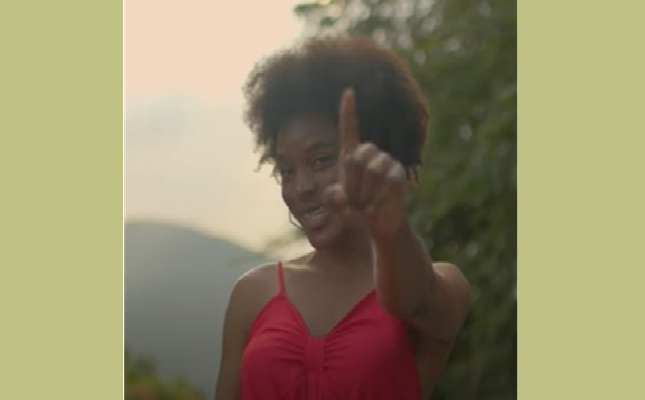 From the office to the stage: Sashoné Mitchell charts her own musical path