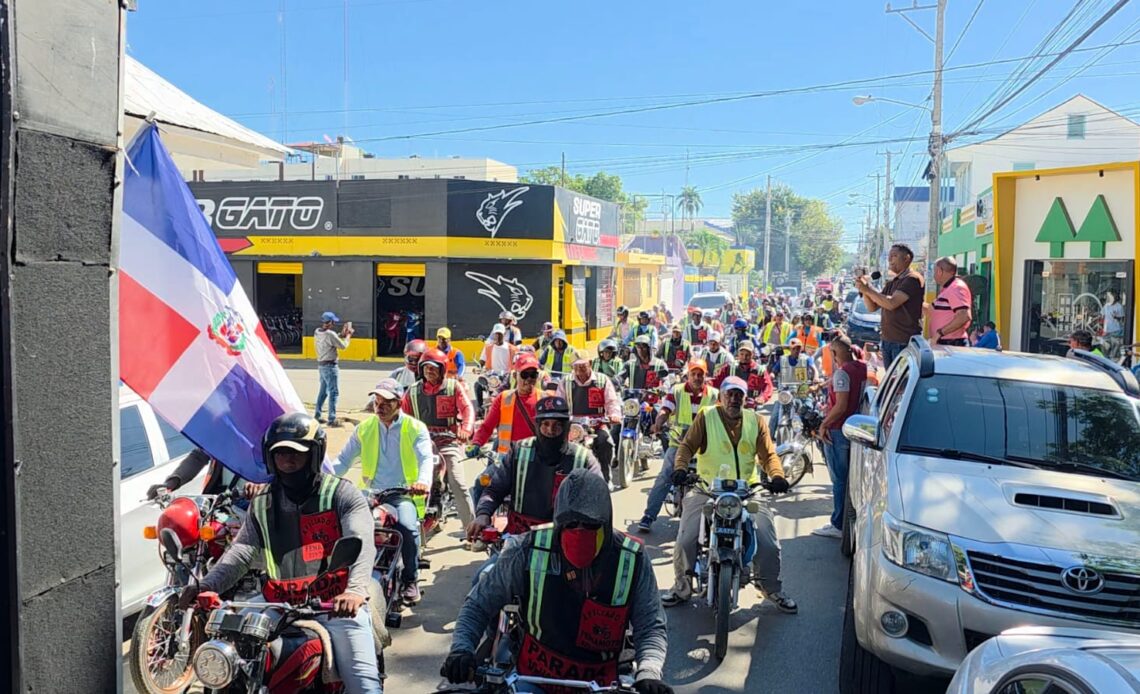 Dajabón Motorcycle Taxi Drivers Association protest illegal Haitian operators