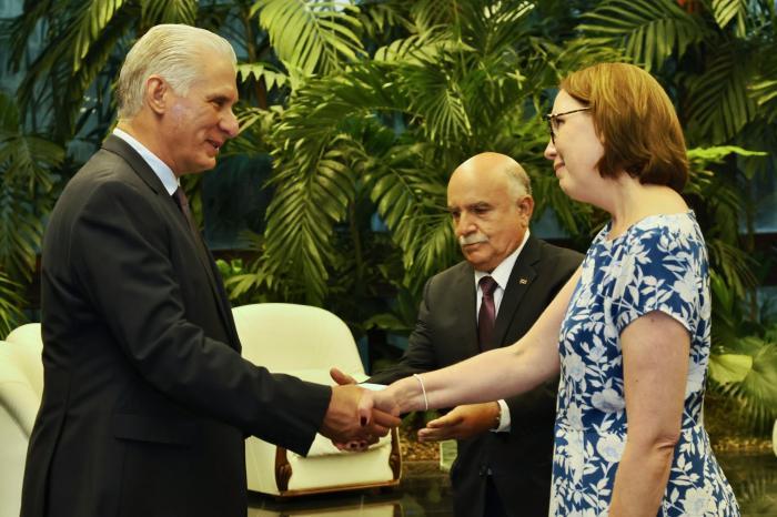 Díaz-Canel receives credentials from ten ambassadors (+ Photos)