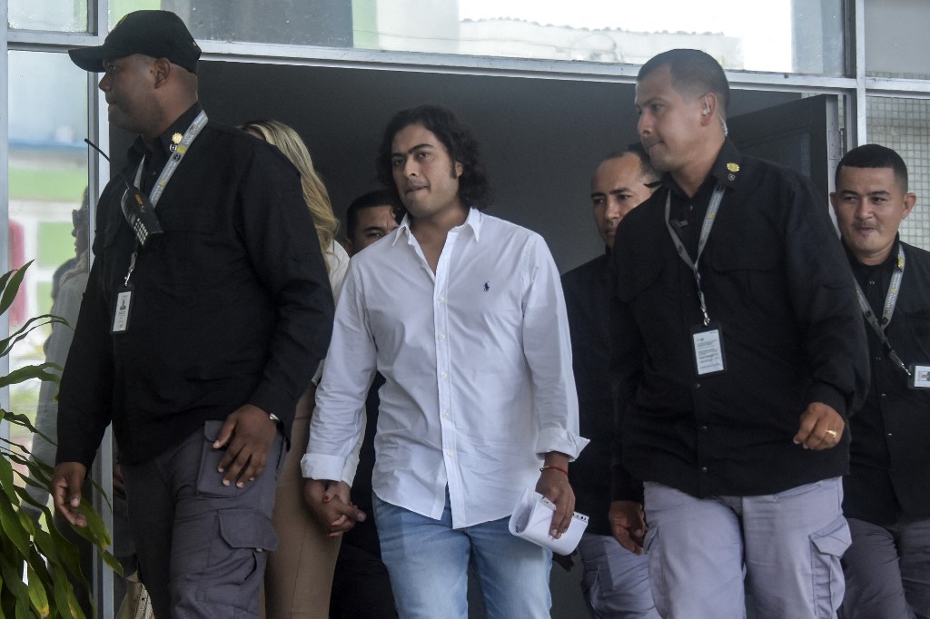 Colombian president’s son indicted on corruption charges