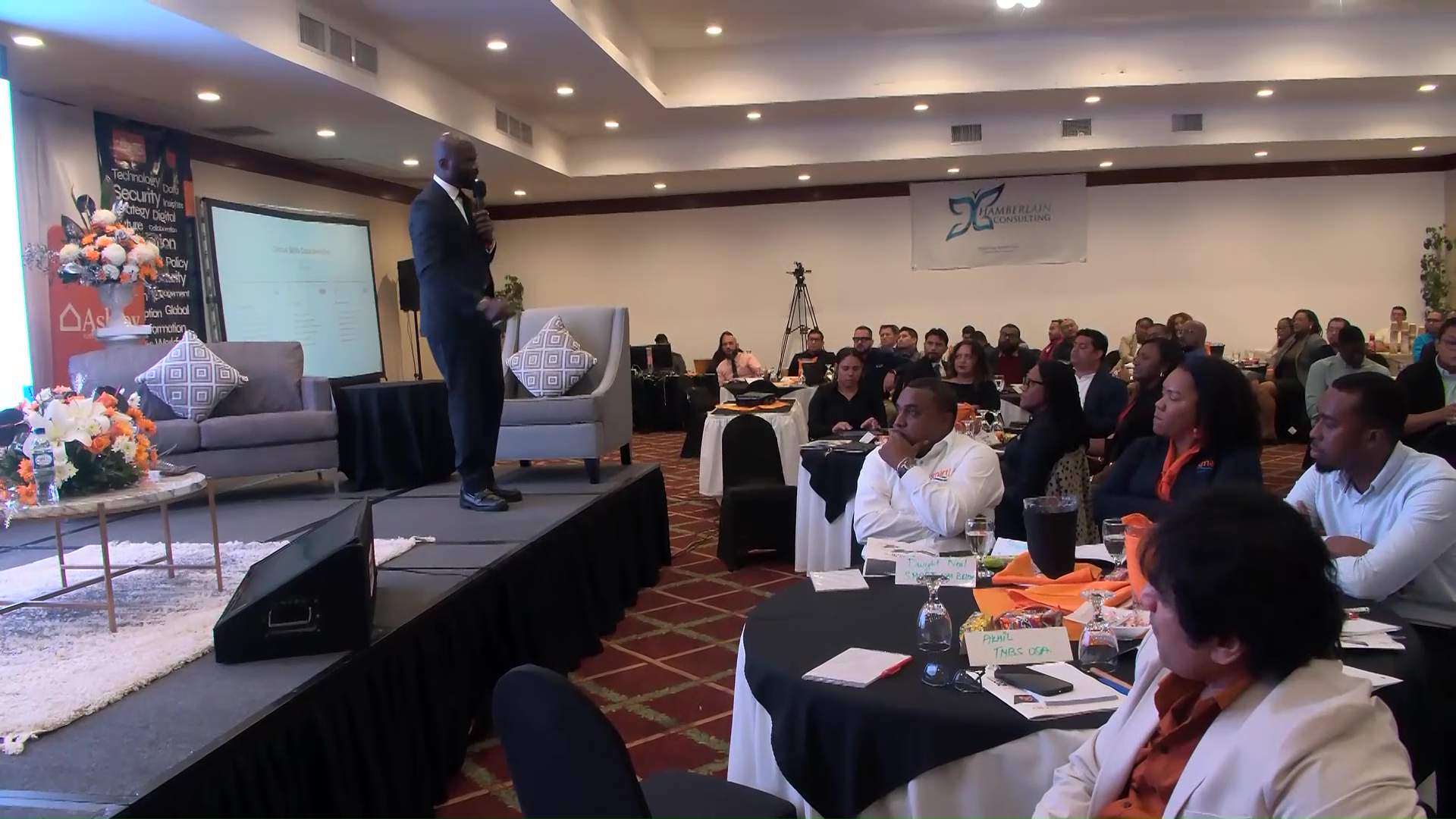 Over 300,000 Online as Tech Leaders Urge Belizean Businesses to Tap In