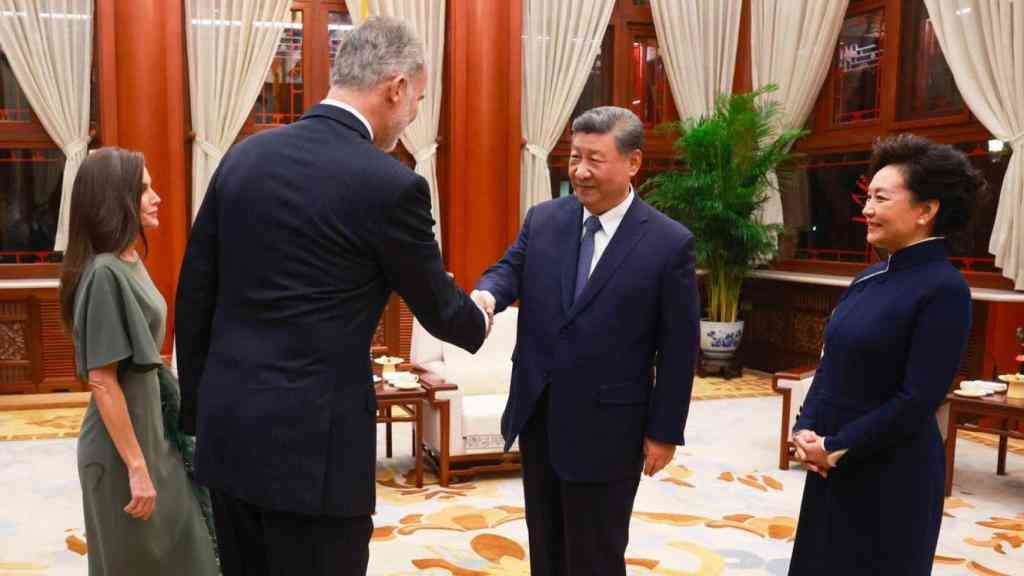 Xi Jinping and King Felipe VI promote China-Spain trade ties