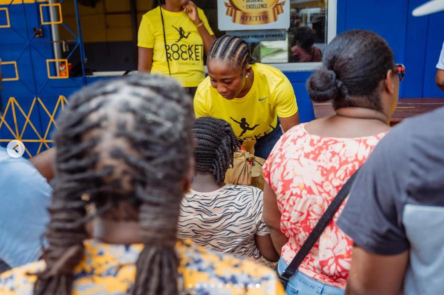 Fraser Pryce distributes care packages to Hurricane Melissa victims