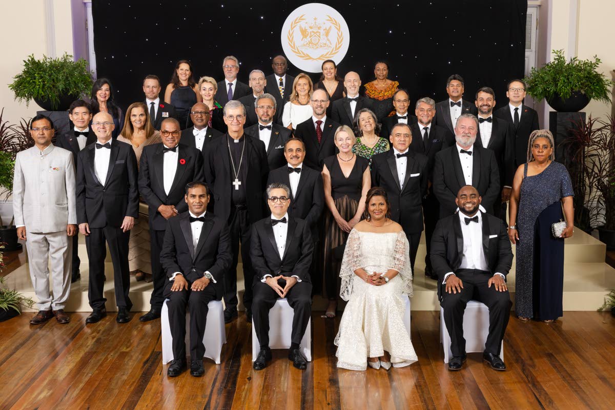 President tells diplomats: Co-operation better than conflict