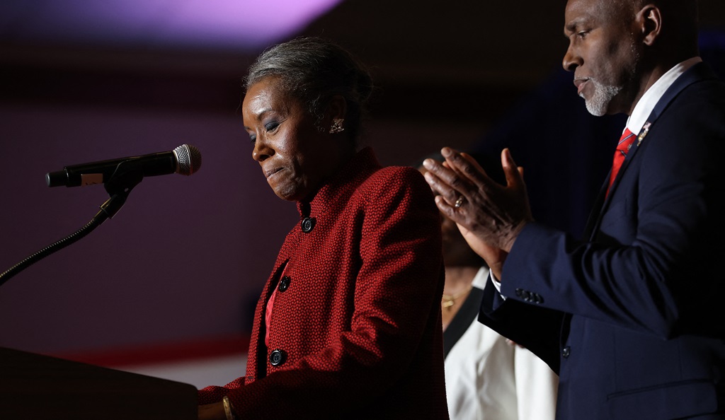 Jamaican-born Earle-Sears fails in bid to become Virginia governor