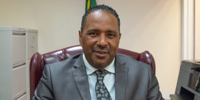 Dr. Kenneth Darroux is now interim CEO of Dominica Hospital Authority