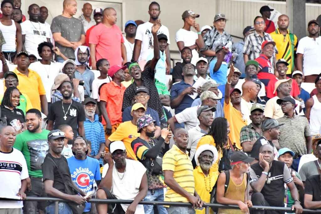 Caymanas Park returns to action