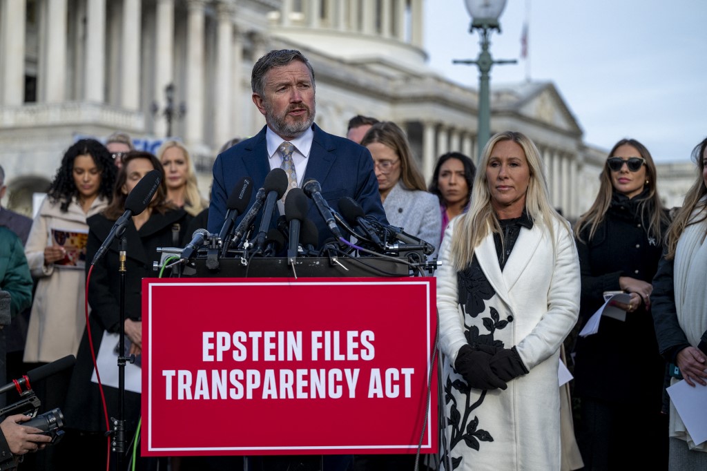 US lawmakers set for explosive vote on Epstein files