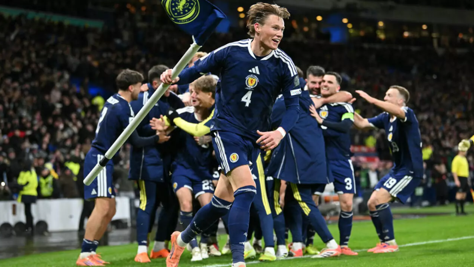 Scotland parties after ending World Cup drought