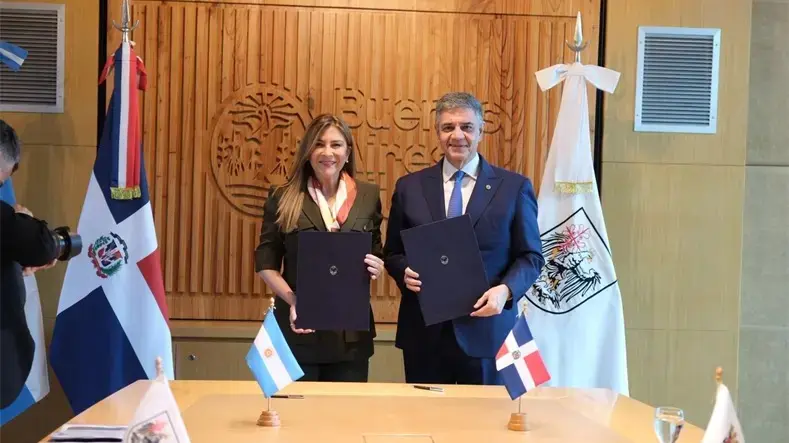 Carolina Mejía and Jorge Macri sign cooperation agreement between Santo Domingo and Buenos Aires