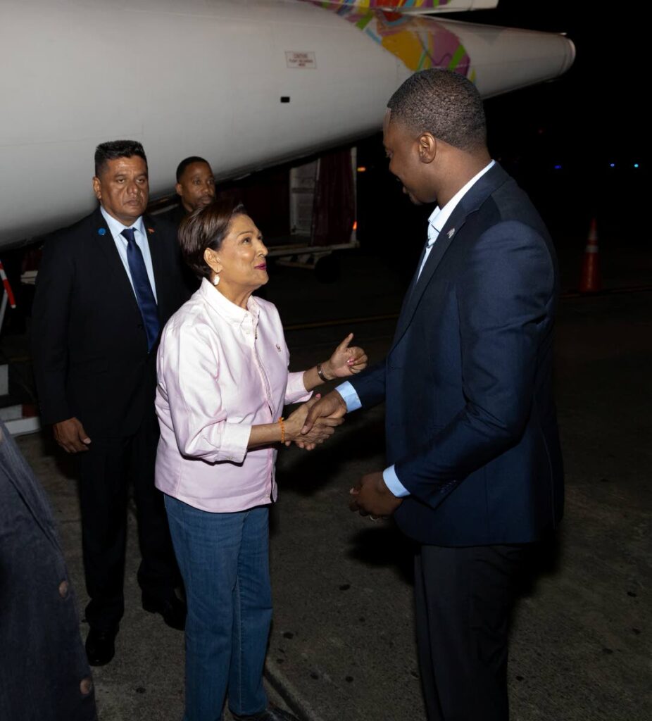 PM pledges support for education in Tobago