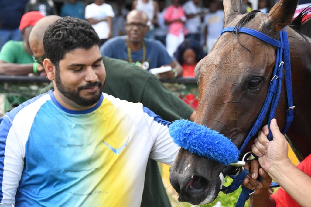 Parsard pledges November earnings to hurricane relief fund