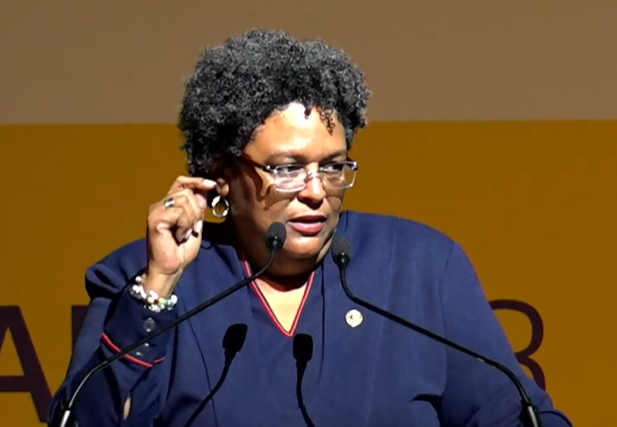 PM urges St Lucy to be patient over water woes