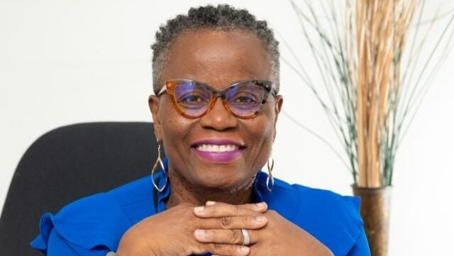 Praise for crackdown vow on unhealthy school gate vending