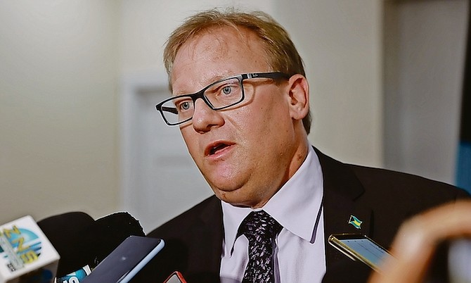 Pinder: Looting of barge will not reduce environmental fines