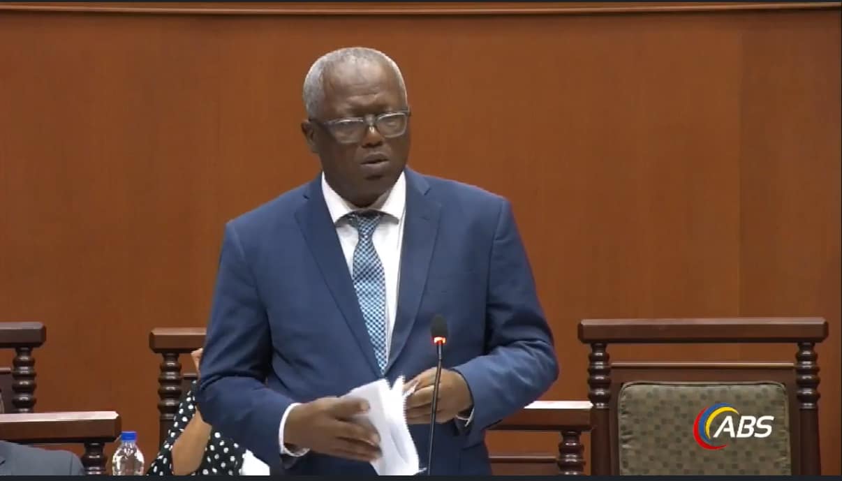 Bowen Threatens Legal Action After Transport Board Withholds Vehicle Records