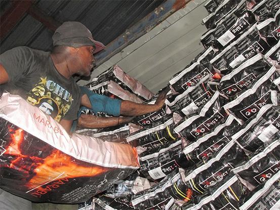 Foreign currency transactions: a necessary step to strengthen the national economy