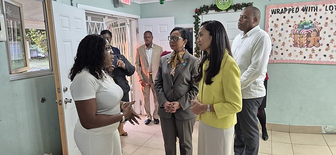 British High Commissioner urges Bahamas to join global child-care charter during hostel visit