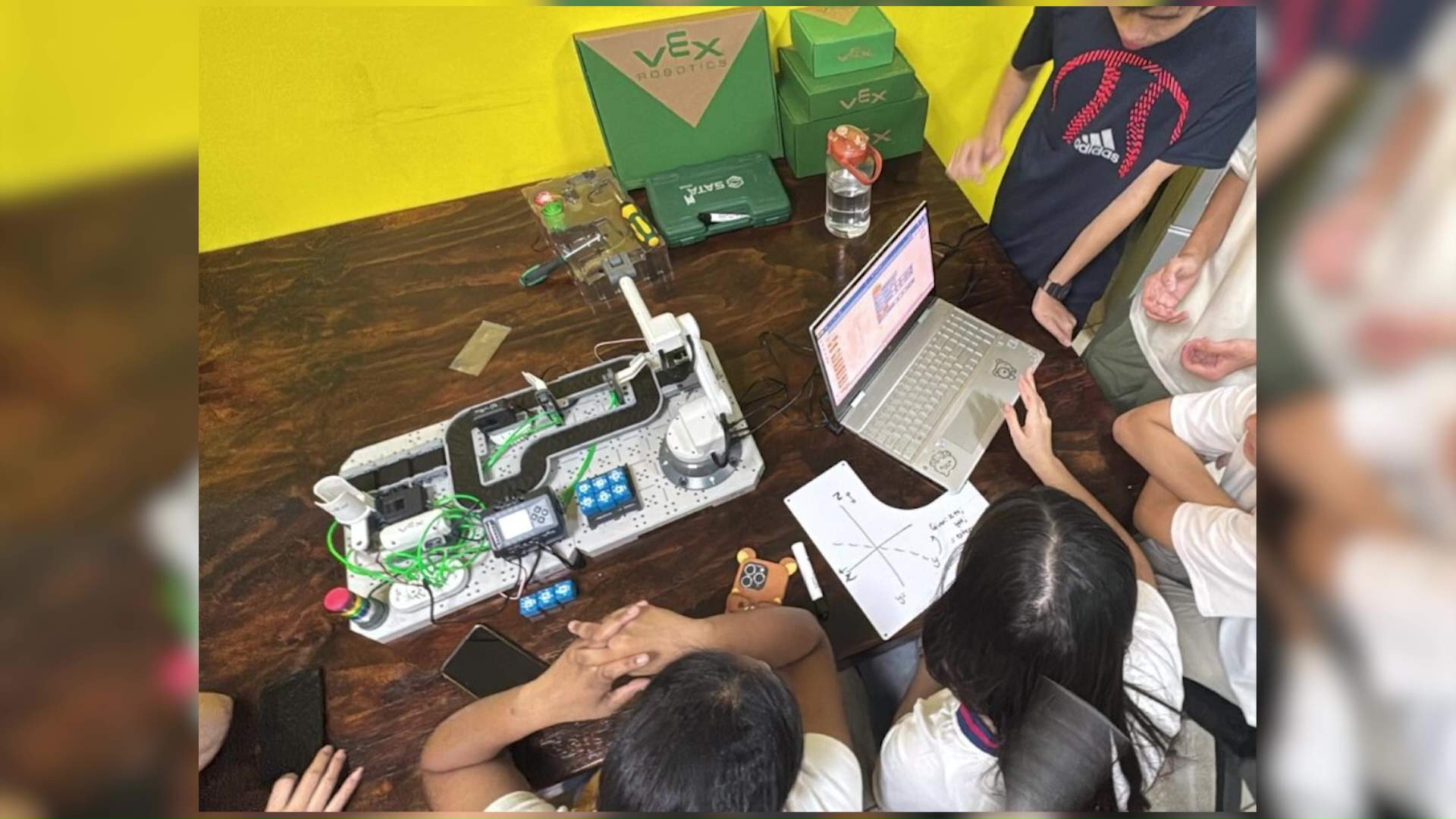 Hands-On Robotics Workshop Prepares Future Engineers