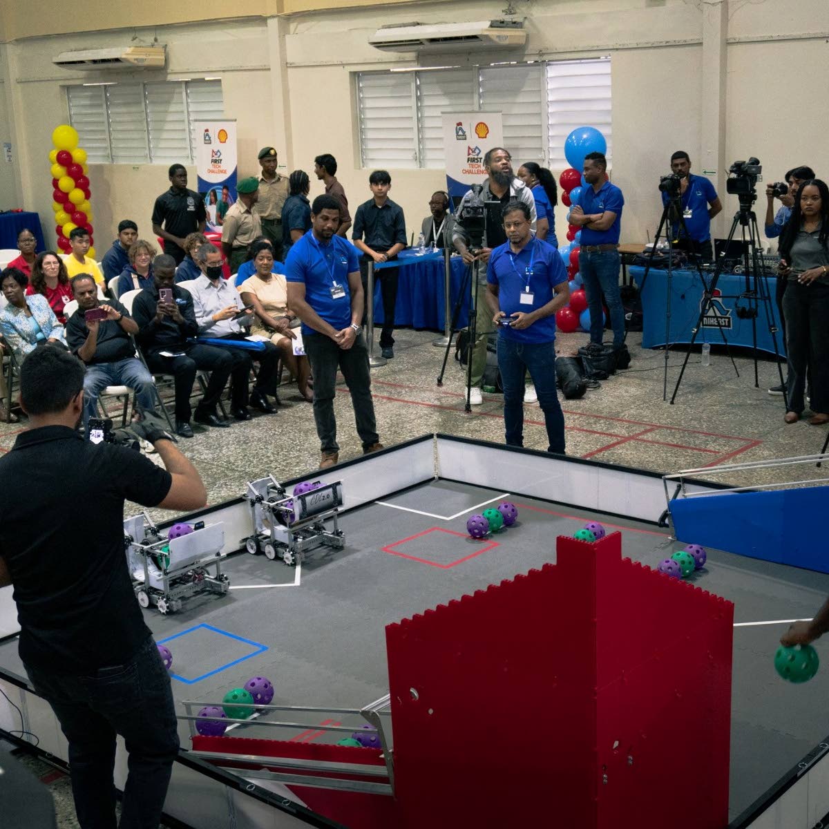 Niherst, Shell launch pilot season of First Tech Challenge