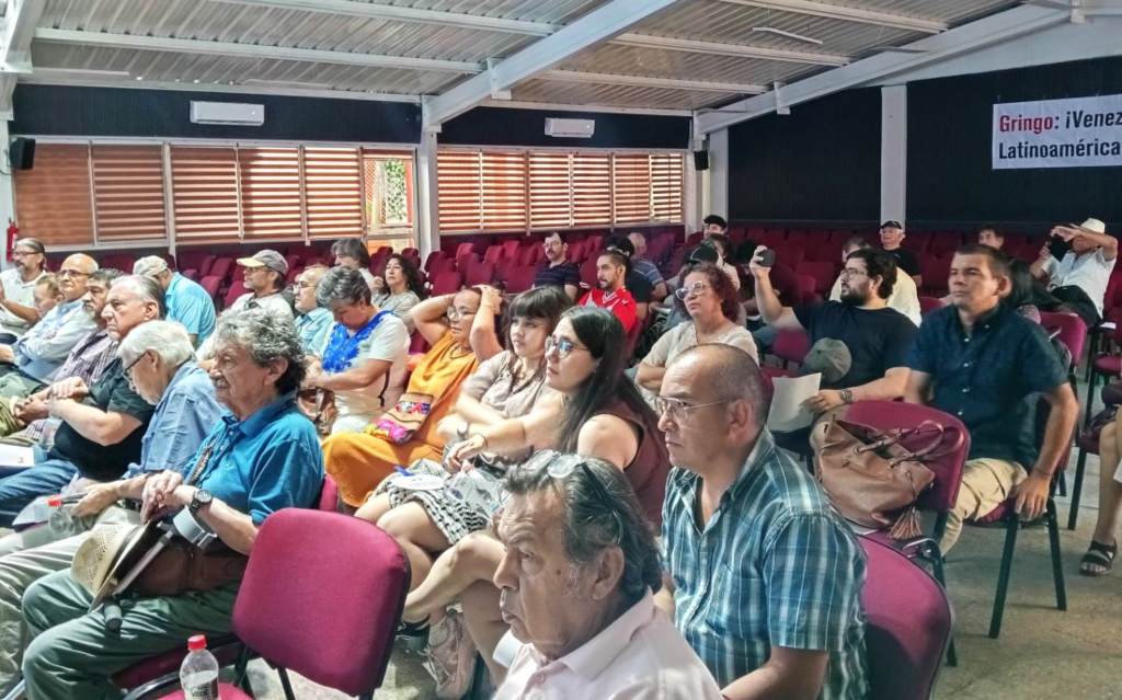 Chile: Peace rally gathers political, labor, and social leaders