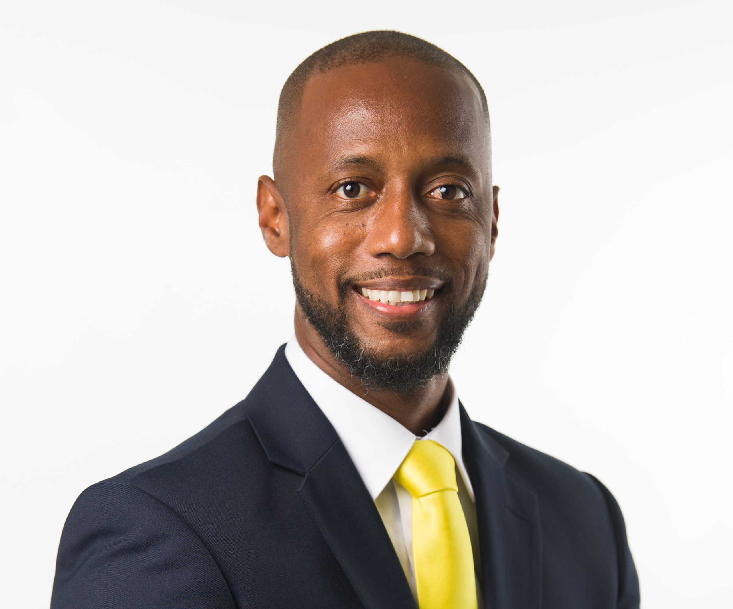 Walters questions bid to acquire Savvy on the Bay land