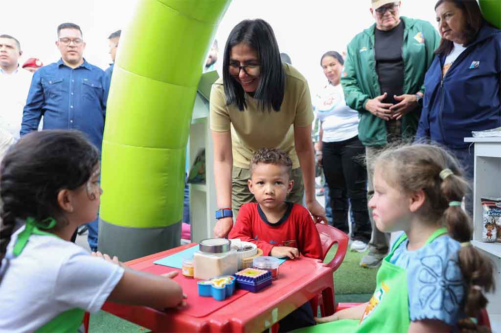 Venezuela’s acting President remembers Assistance Day