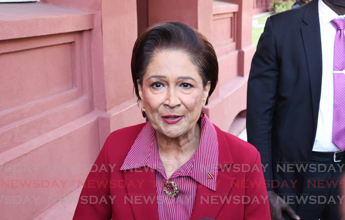 PM knocks poor work ethic at regional corporations