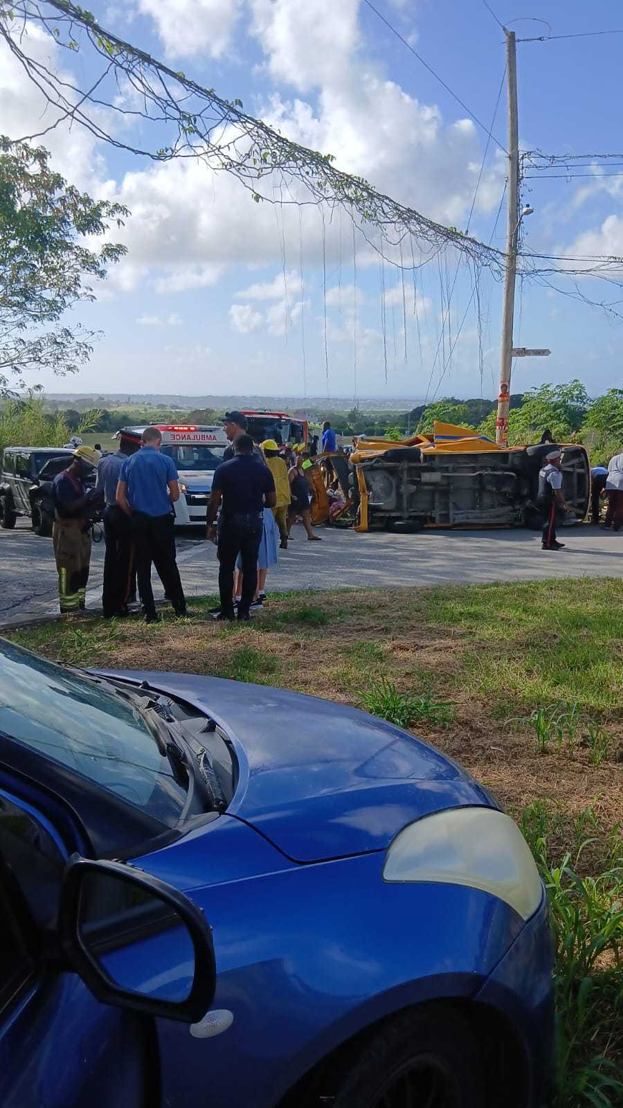 Minivan overturns in St Thomas