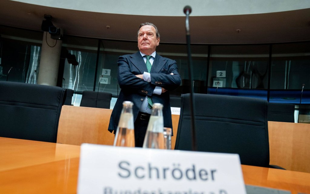 Former German Chancellor advocates for resuming ties with Russia