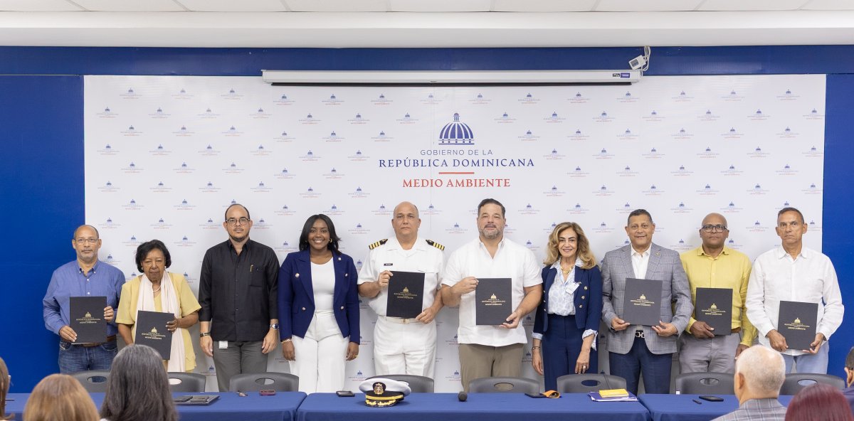 Marine ecosystems Environment Ministry opens 2026 humpback whale watching season