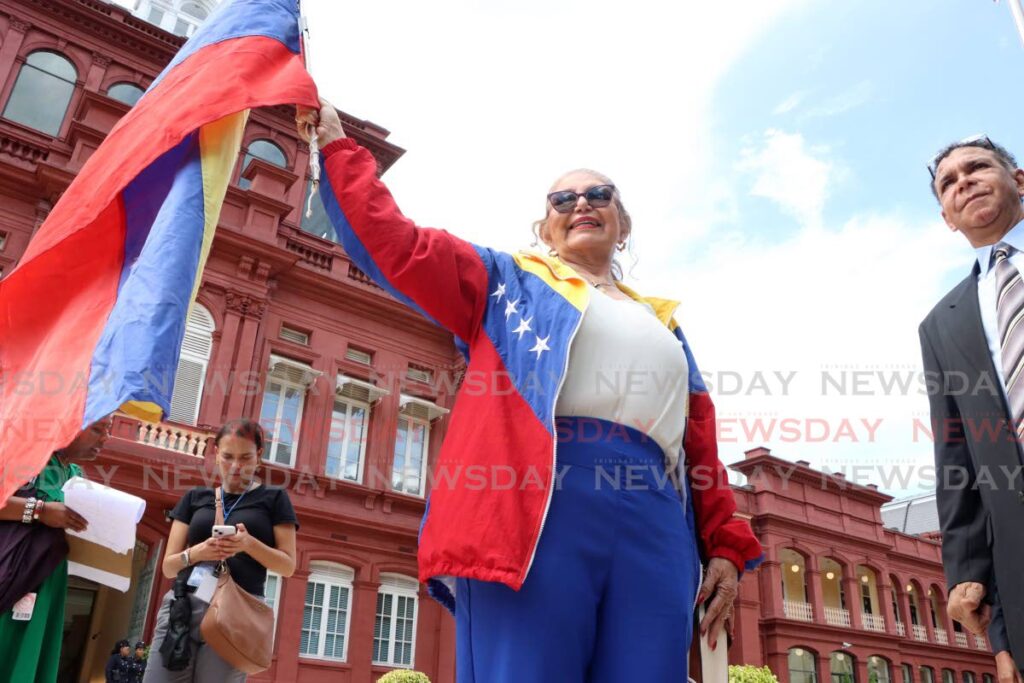 Activist encourages illegal migrants to register, exercise not a trap