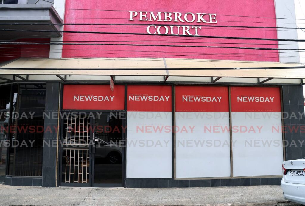 Final salute to Newsday