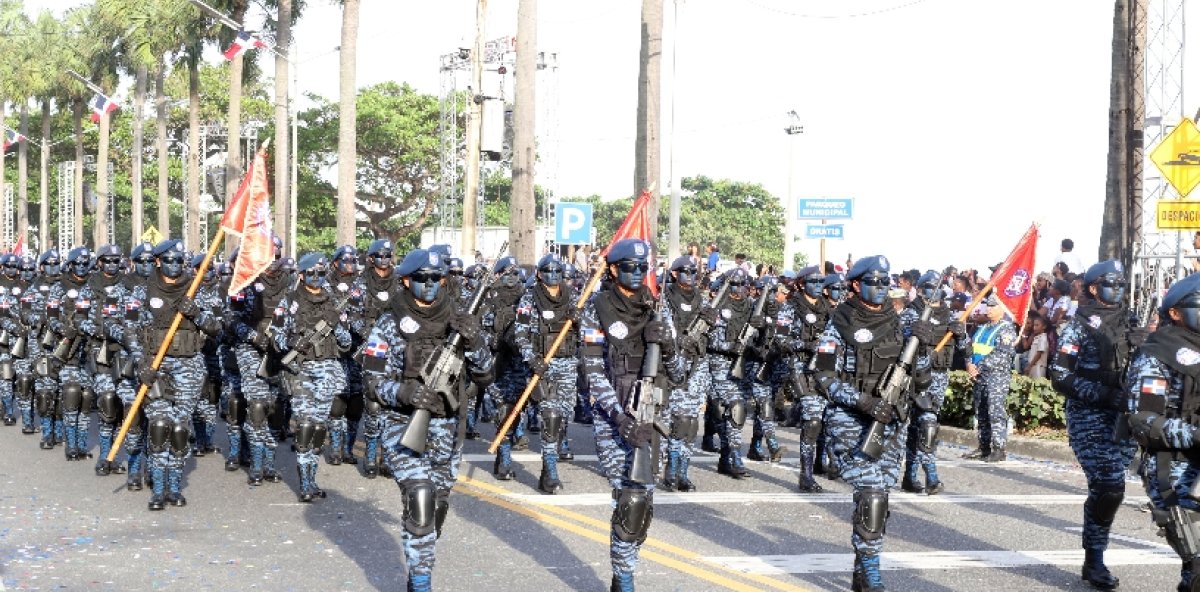 Participants showcase skill and modernity in the parade on the boardwalk