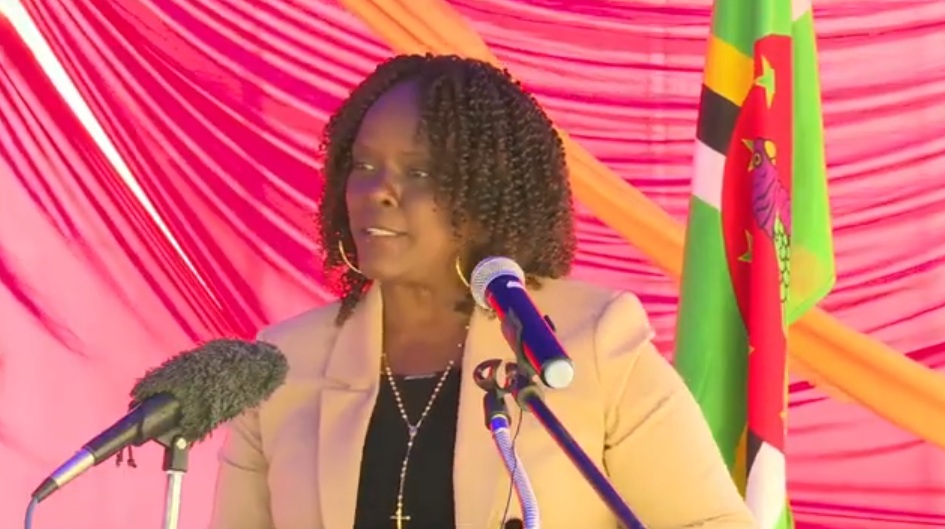 Dominica signs $2.1 million contract for smart retrofit of Wesley health centre